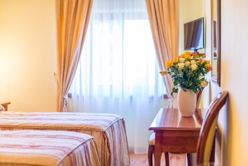 Aparthotel Katalyma 828 Канфанар Экстерьер фото