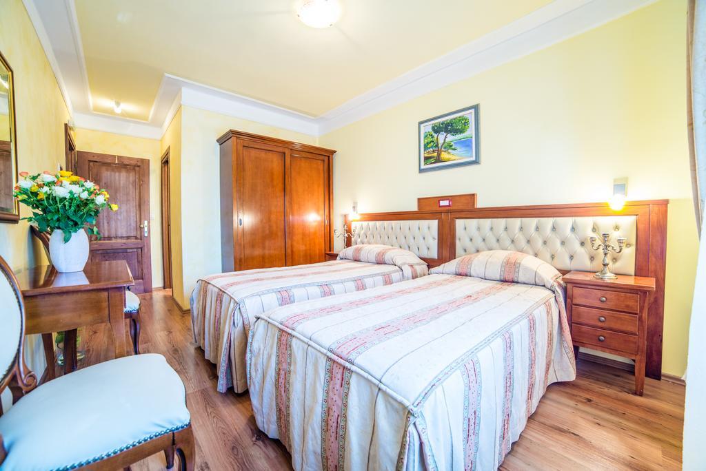 Aparthotel Katalyma 828 Канфанар Экстерьер фото